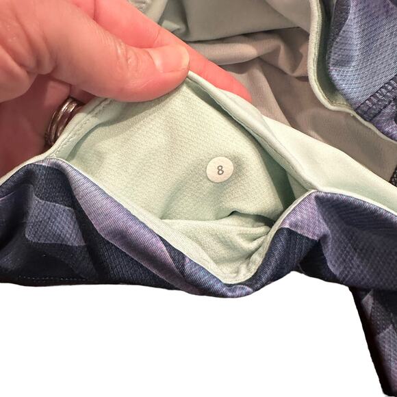 Lululemon Womens leggings blue purple green abstract pockets Size 8 - Picture 4 of 7